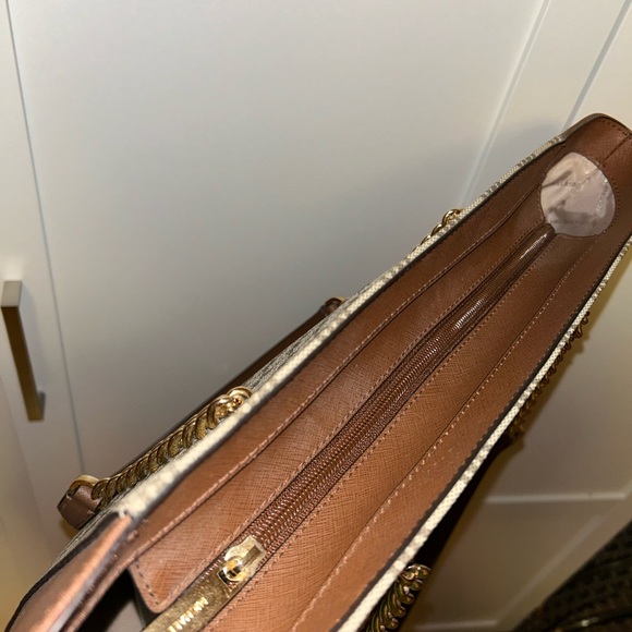 BNWT Michael Kors Tote - Picture 6 of 8